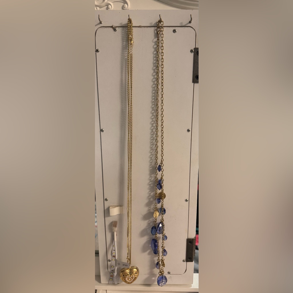 Jewelry Bundle 2 Necklaces Jewelry Bundle 2 Necklaces